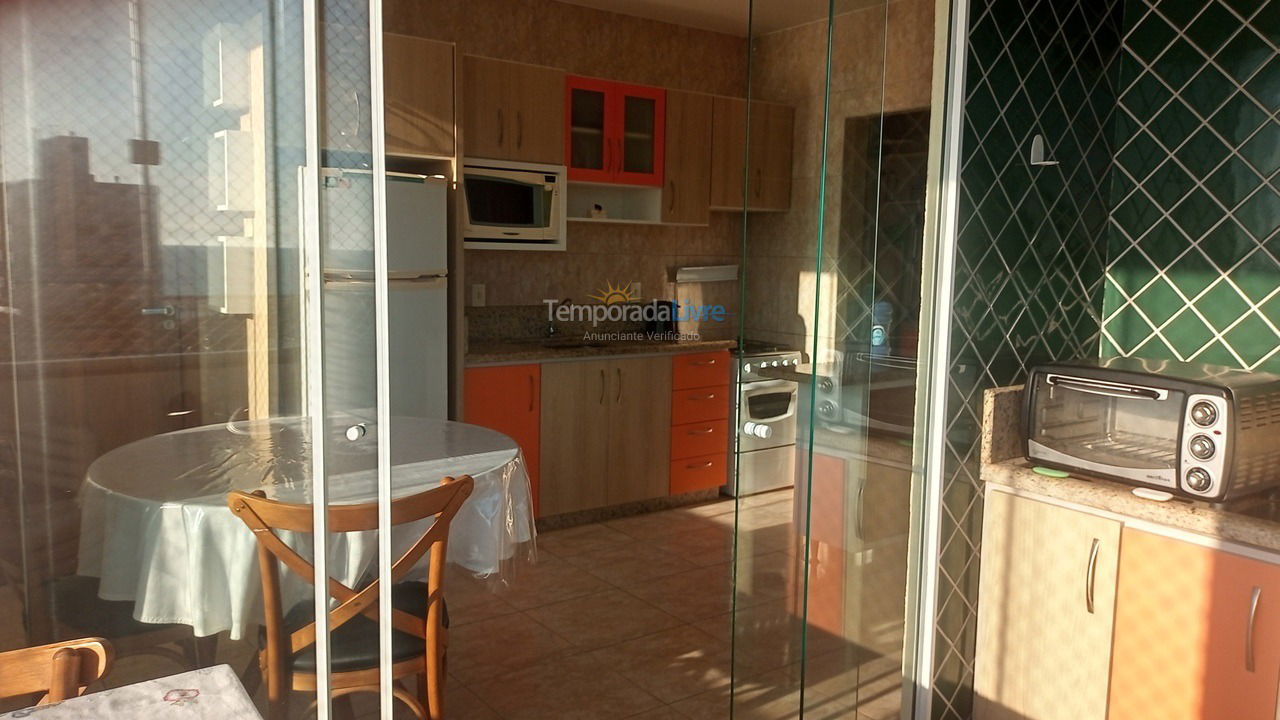 Apartment for vacation rental in Governador Celso Ramos (Praia de Palmas)