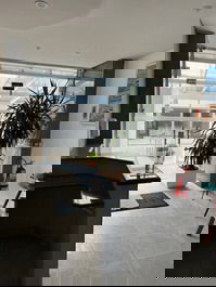 Beautiful Kitinete with AC, WI-FI, garage, 250m from Prainha