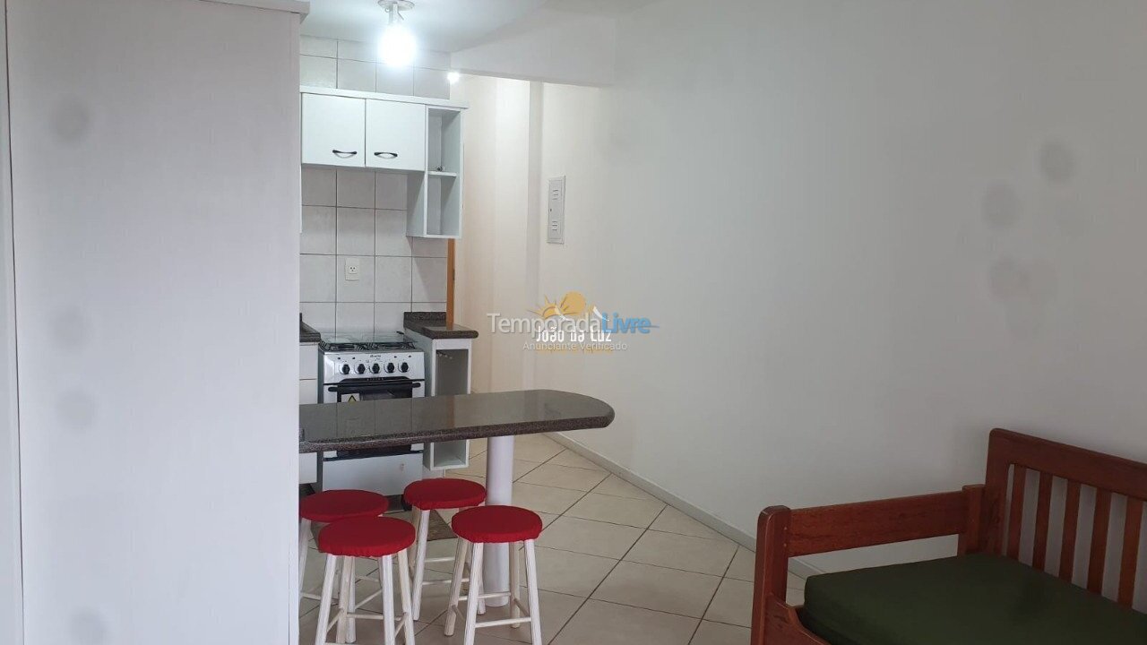 Apartamento para aluguel de temporada em Florianopolis (Canasvieiras)