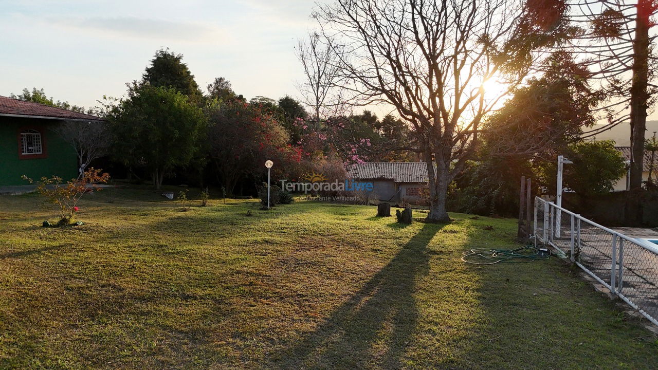 Granja para alquiler de vacaciones em Mairinque (Dona Catarina)