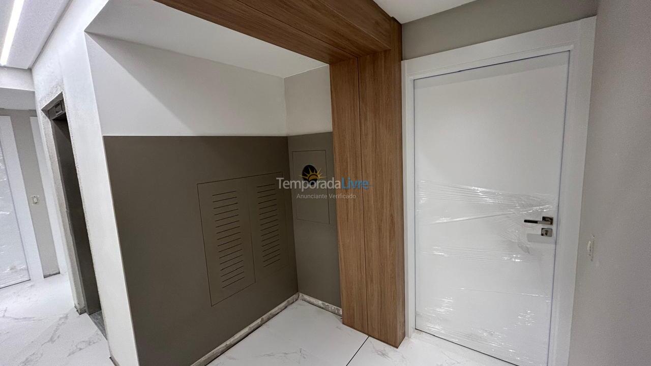 Apartment for vacation rental in Itapema (Centro)