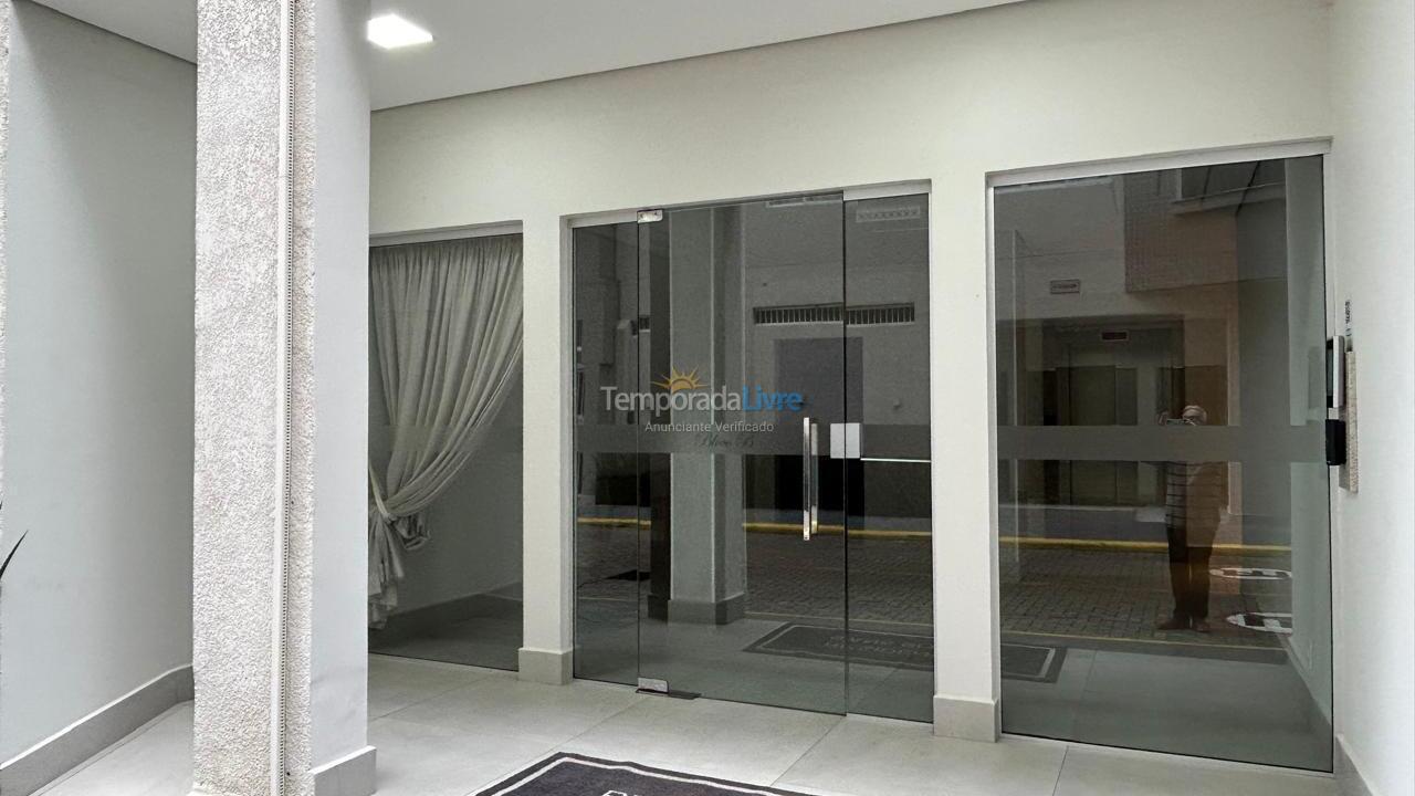 Apartment for vacation rental in Itapema (Centro)