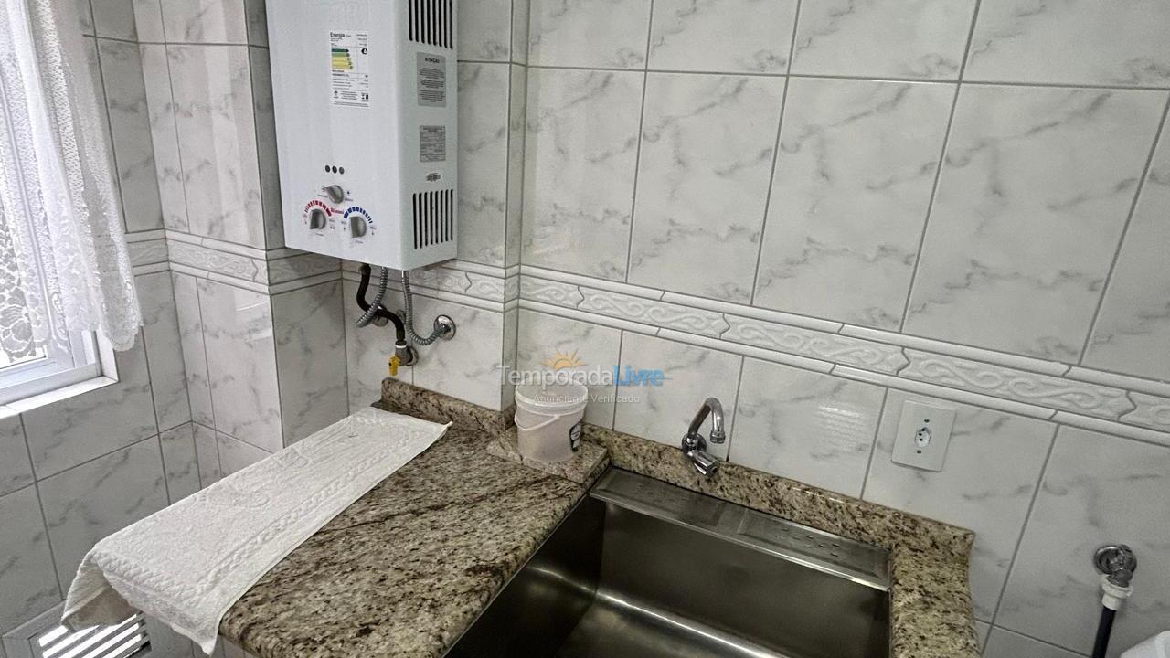Apartment for vacation rental in Itapema (Centro)