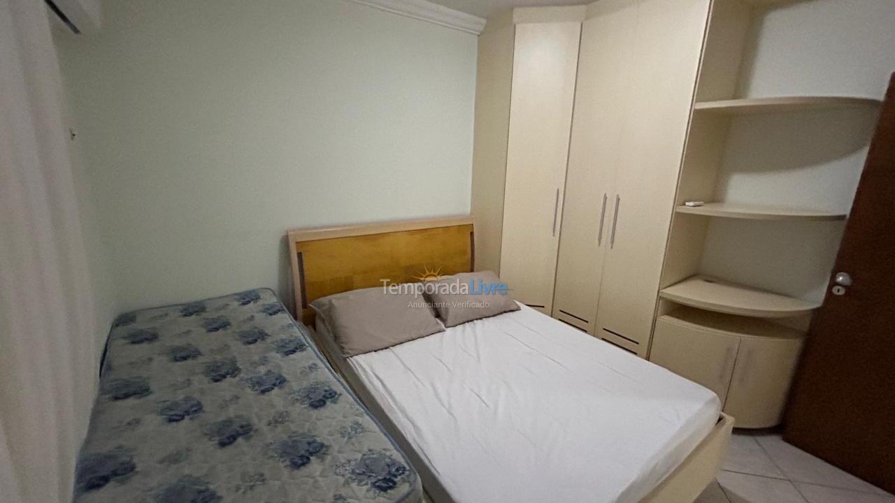 Apartment for vacation rental in Itapema (Centro)