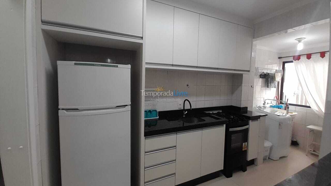 Apartamento para alquiler de vacaciones em Itapema (Meia Praia)