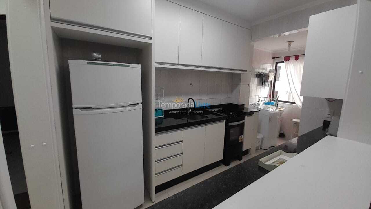 Apartamento para alquiler de vacaciones em Itapema (Meia Praia)