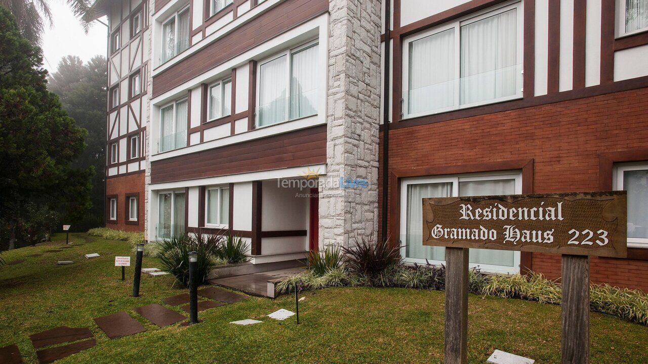 Apartamento para aluguel de temporada em Gramado (Floresta)