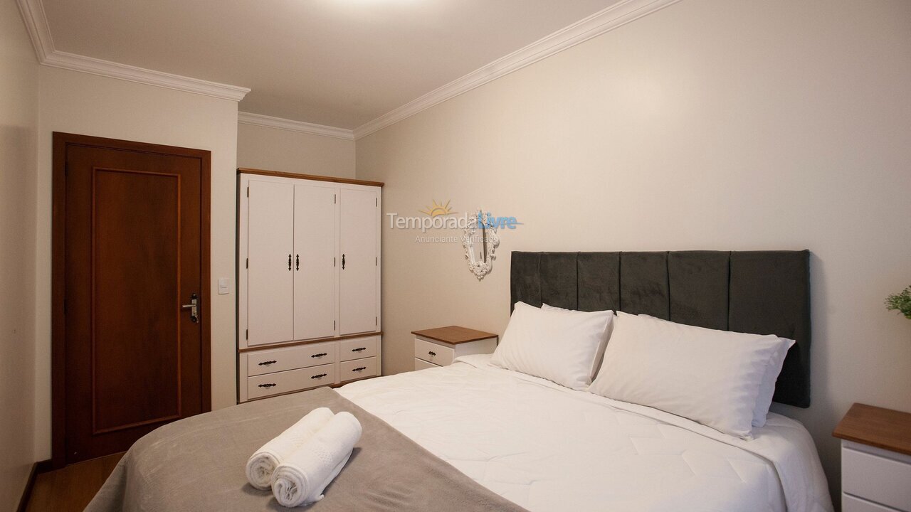 Apartamento para aluguel de temporada em Gramado (Centro)