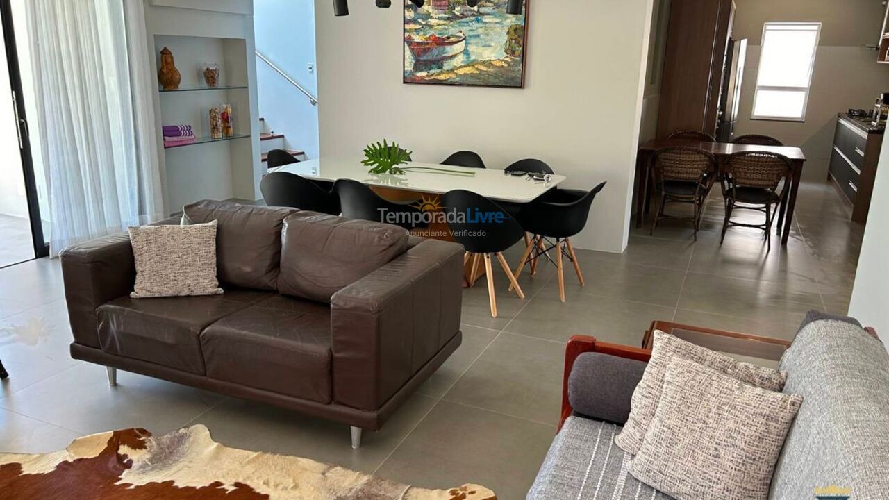 Casa para aluguel de temporada em Florianopolis (Jurerê Internacional)