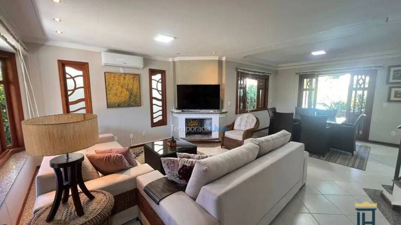 Casa para alquiler de vacaciones em Florianopolis (Jurerê Internacional)