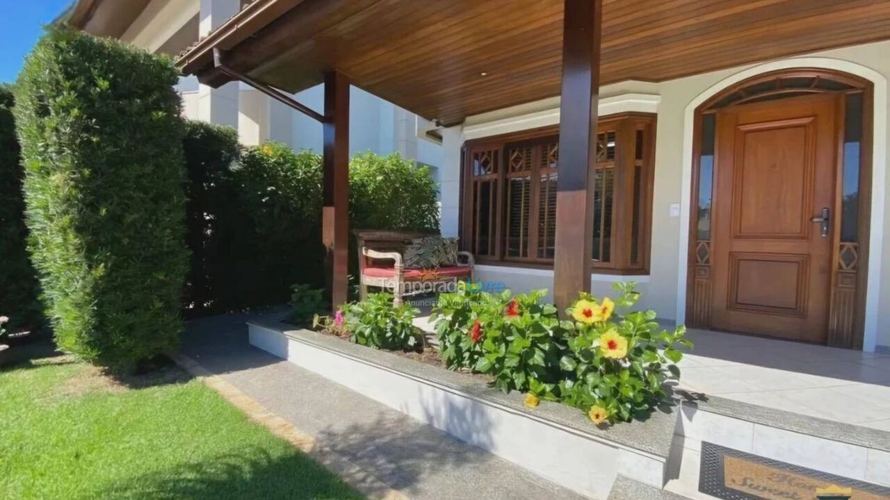 Casa para alquiler de vacaciones em Florianopolis (Jurerê Internacional)