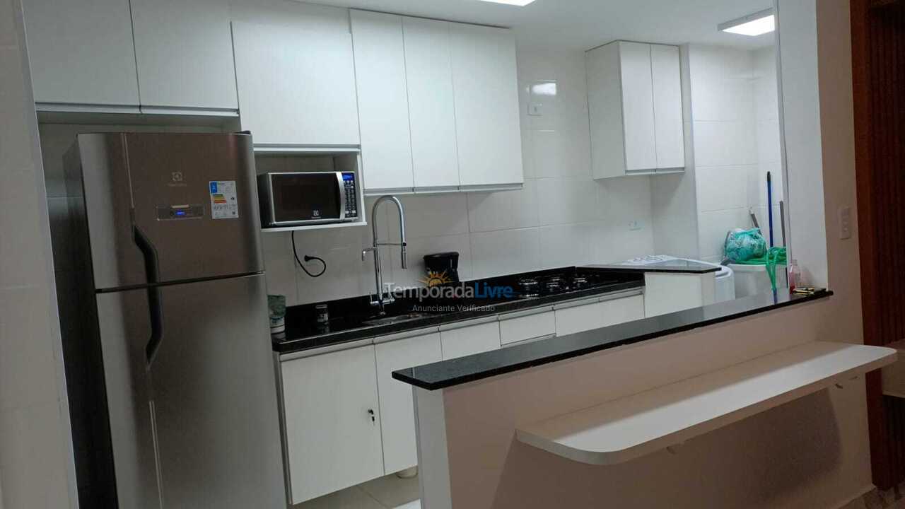 Apartamento para aluguel de temporada em Praia Grande (Vila Mirim)