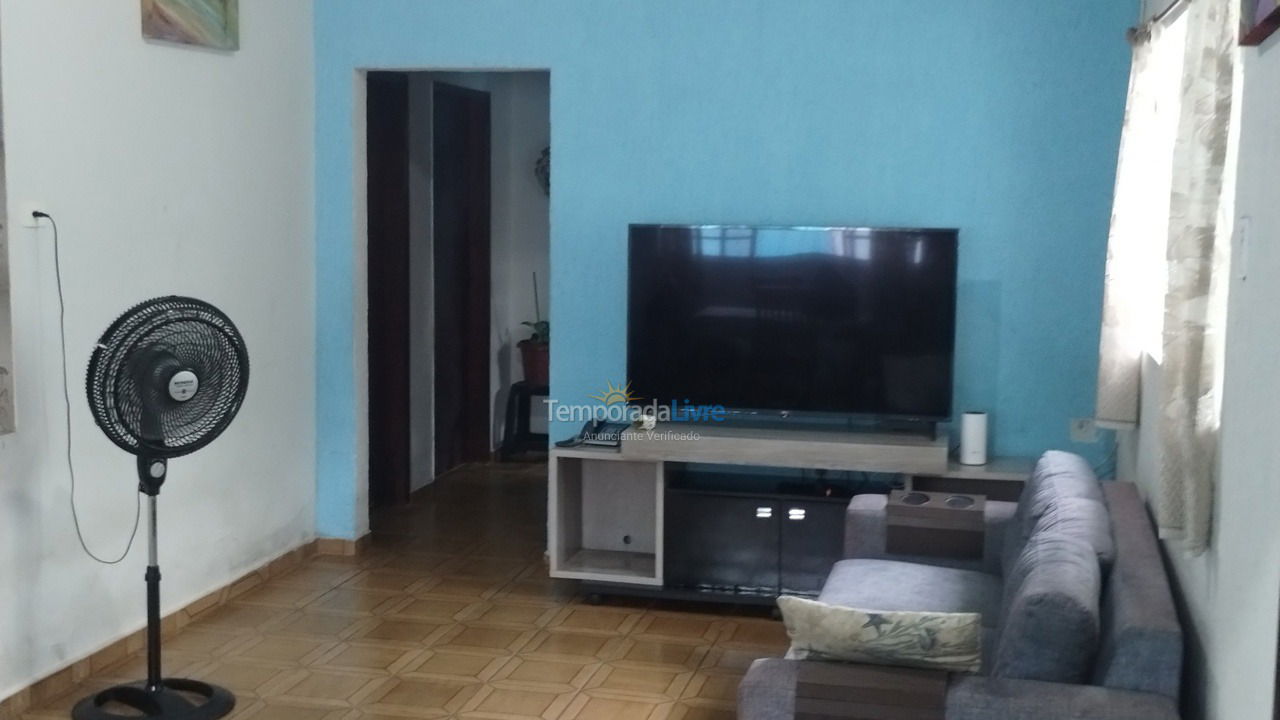 Casa para aluguel de temporada em Caraguatatuba (Martim de Sá)