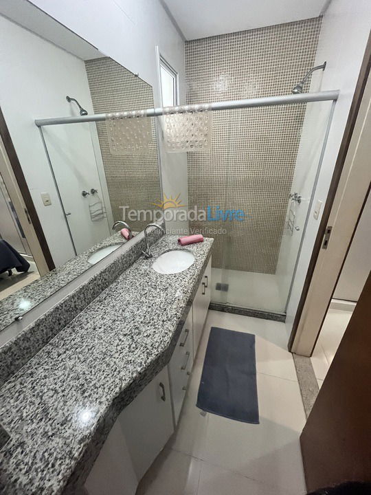 Apartamento para aluguel de temporada em Guarapari (Praia do Morro)