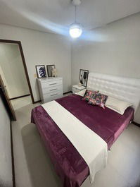 03 Rooms with Air-conditioning, Praia do Morro, Wifi for up to 06 people.