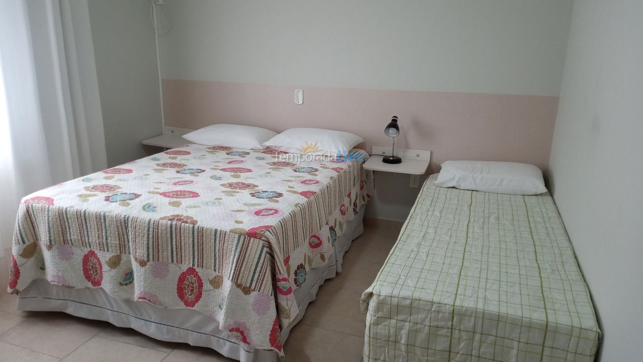 Apartamento para aluguel de temporada em Bombinhas (Praia de Zimbros)