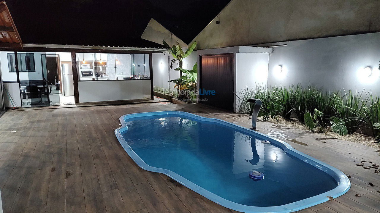 Casa para alquiler de vacaciones em Navegantes (Meia Praia)