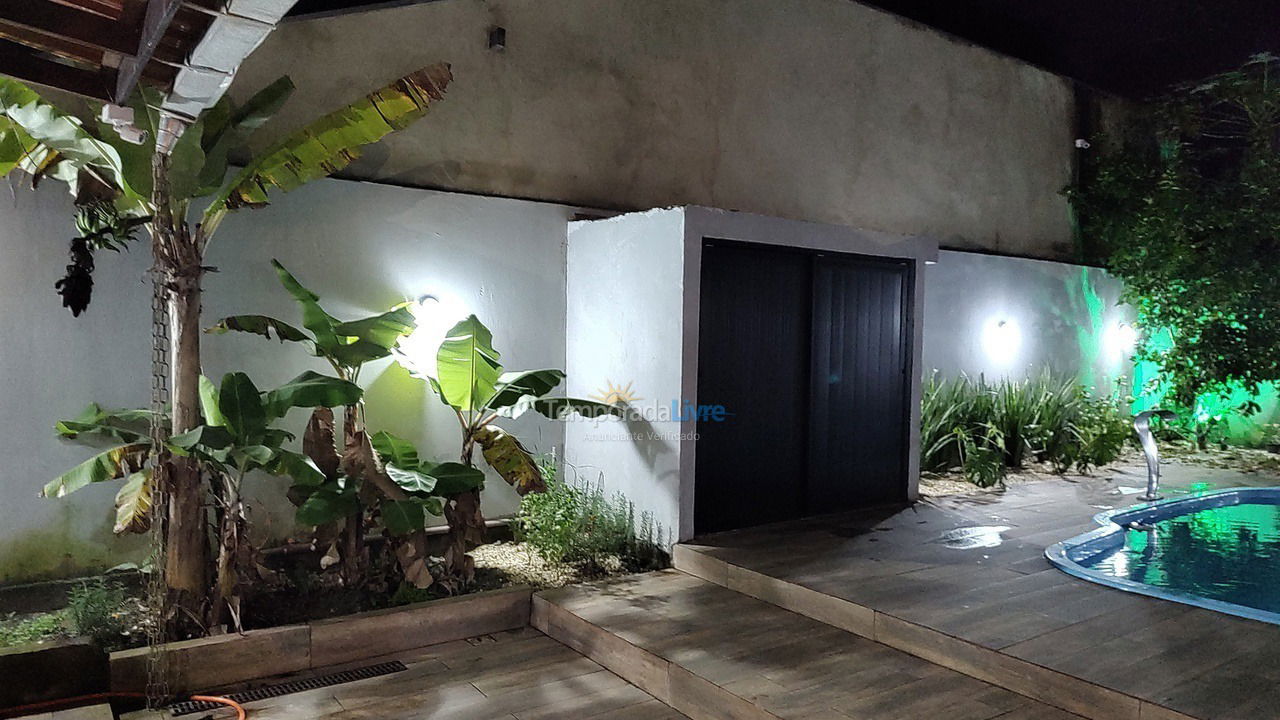 House for vacation rental in Navegantes (Meia Praia)