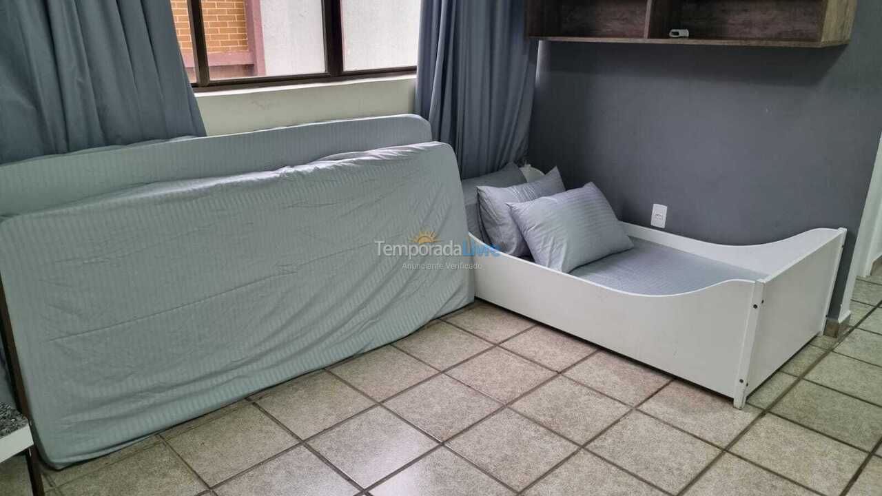 Apartamento para aluguel de temporada em Guarujá (Enseada)