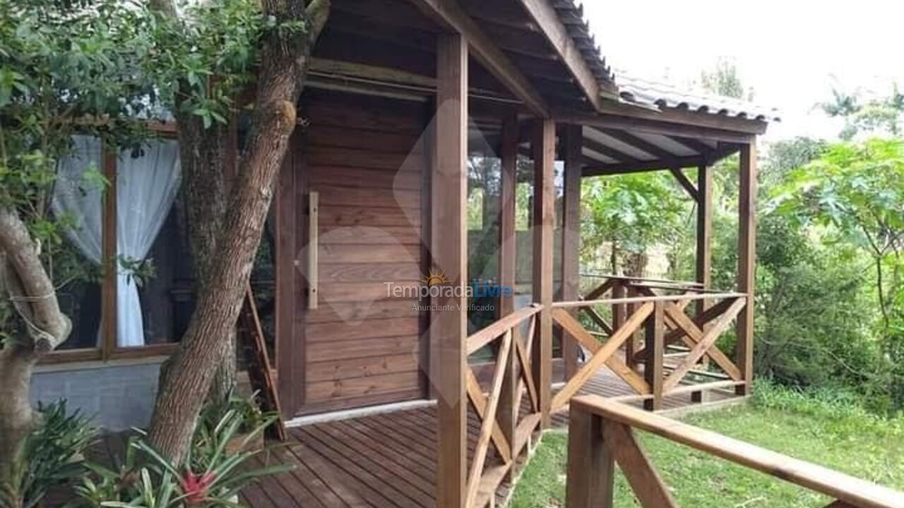 Casa para alquiler de vacaciones em Imbituba (Lagoa de Cima de Ibiraquera Entre Imbituba E Garopaba)