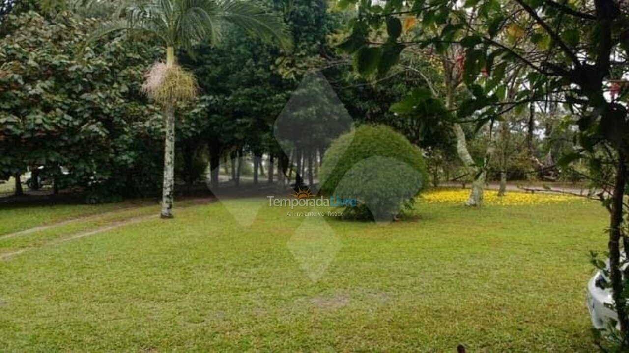 Casa para aluguel de temporada em Imbituba (Lagoa de Cima de Ibiraquera Entre Imbituba E Garopaba)