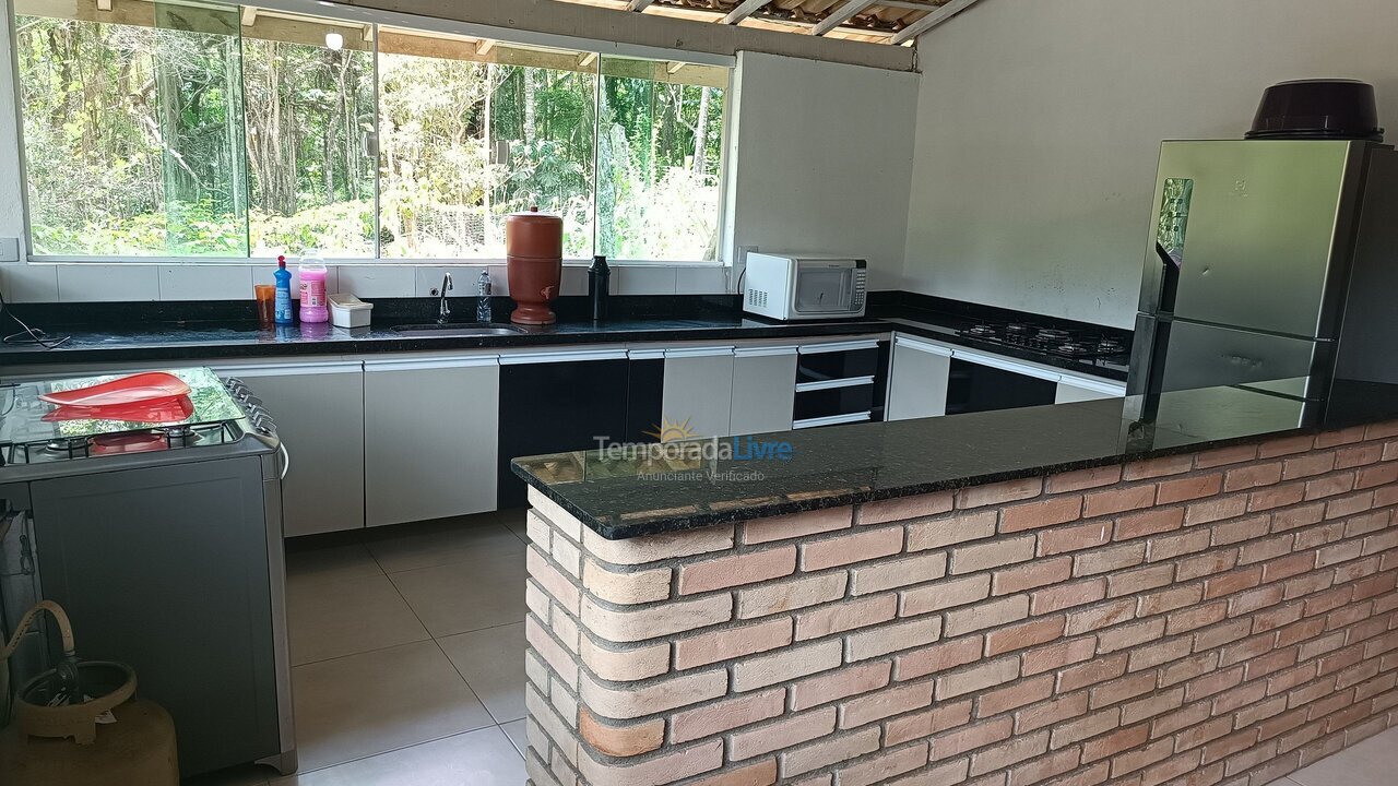 House for vacation rental in São Lourenço da Serra (Triângulo Azul)