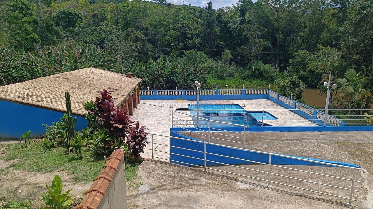 Casa para alquiler de vacaciones em São Lourenço da Serra (Triângulo Azul)