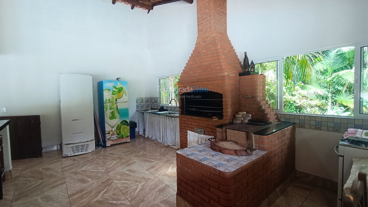 Casa para aluguel de temporada em São Lourenço da Serra (Paiol do Meio)