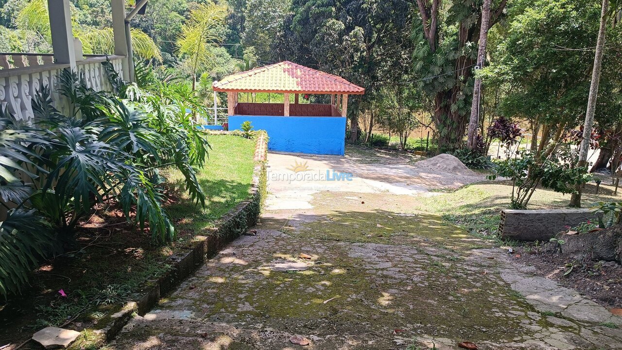 Casa para aluguel de temporada em São Lourenço da Serra (Triângulo Azul)