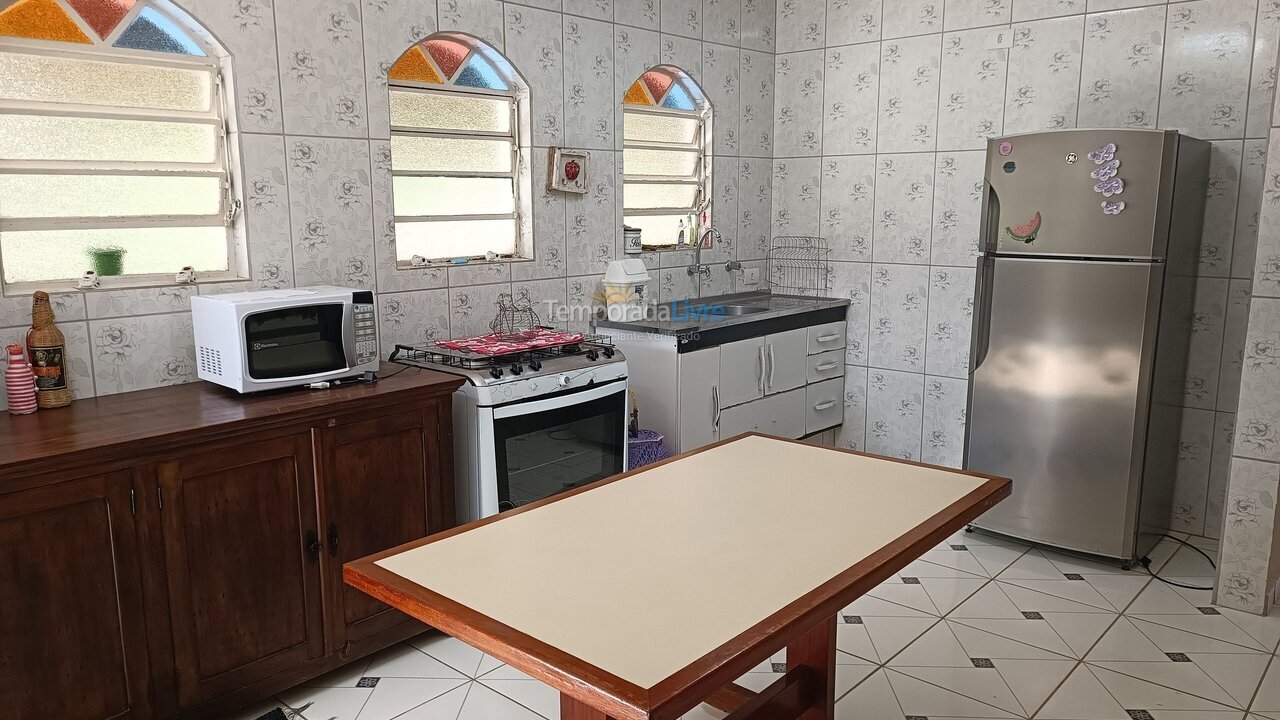 Casa para aluguel de temporada em Juquitiba (Jacuba)