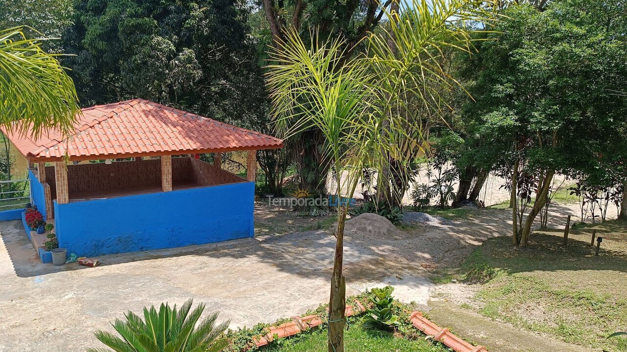 Casa para aluguel de temporada em São Lourenço da Serra (Triângulo Azul)