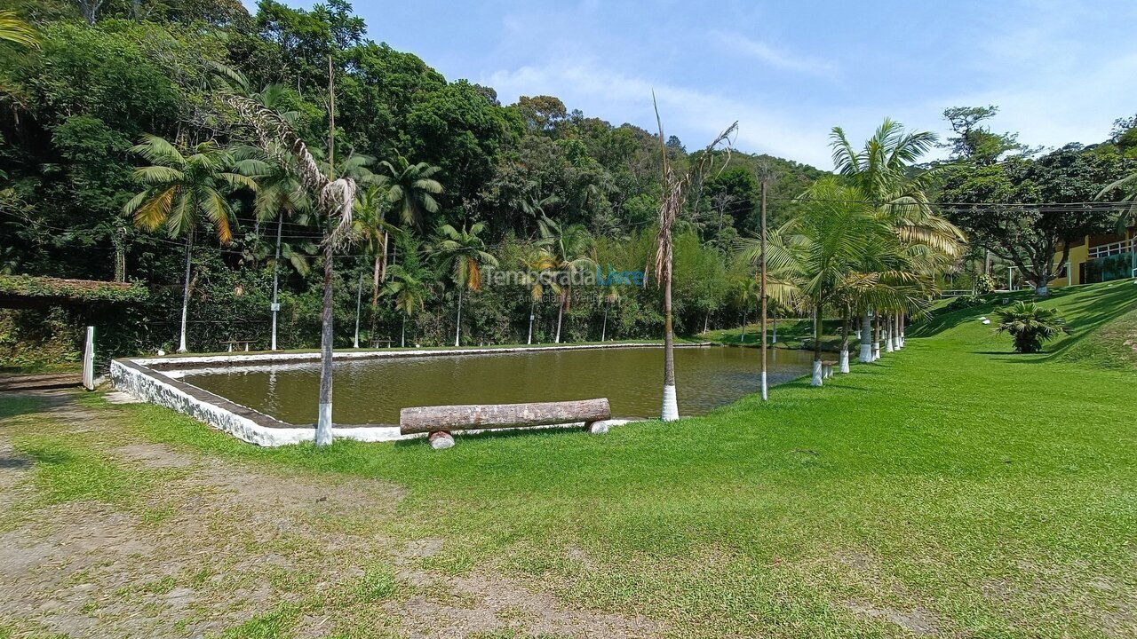 Casa para aluguel de temporada em Juquitiba (Pires)