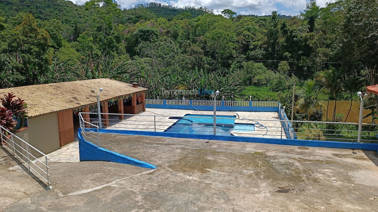 Casa para alquiler de vacaciones em São Lourenço da Serra (Triângulo Azul)