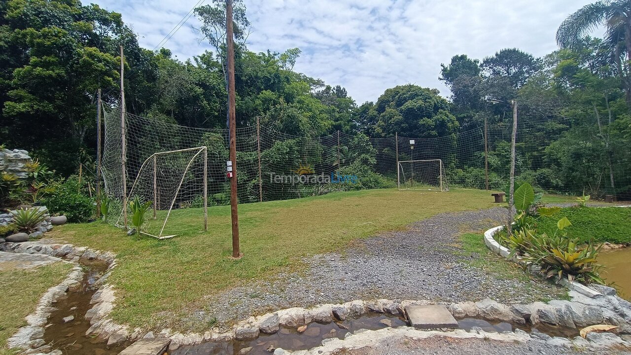 Casa para aluguel de temporada em São Lourenço da Serra (Paiol do Meio)