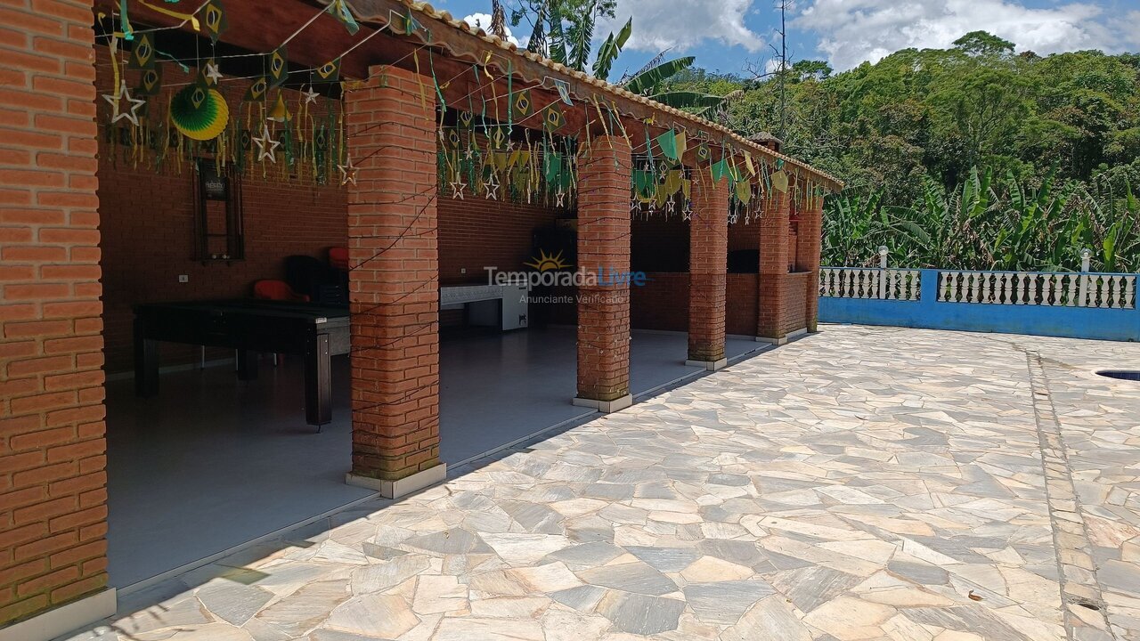 Casa para aluguel de temporada em São Lourenço da Serra (Triângulo Azul)