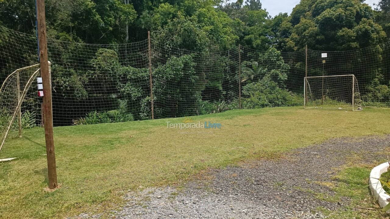 Casa para alquiler de vacaciones em São Lourenço da Serra (Paiol do Meio)