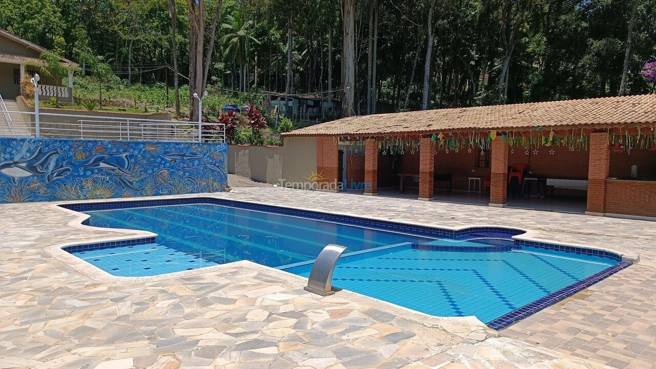 Casa para aluguel de temporada em São Lourenço da Serra (Triângulo Azul)