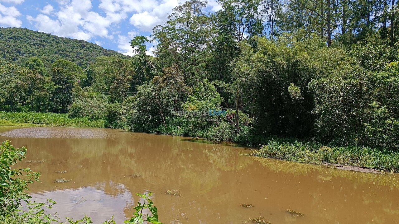 Casa para alquiler de vacaciones em São Lourenço da Serra (Triângulo Azul)