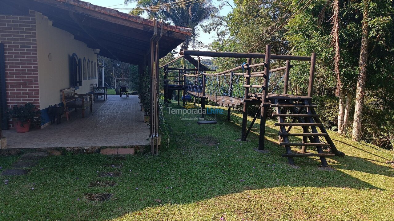 Casa para aluguel de temporada em Juquitiba (Jacuba)