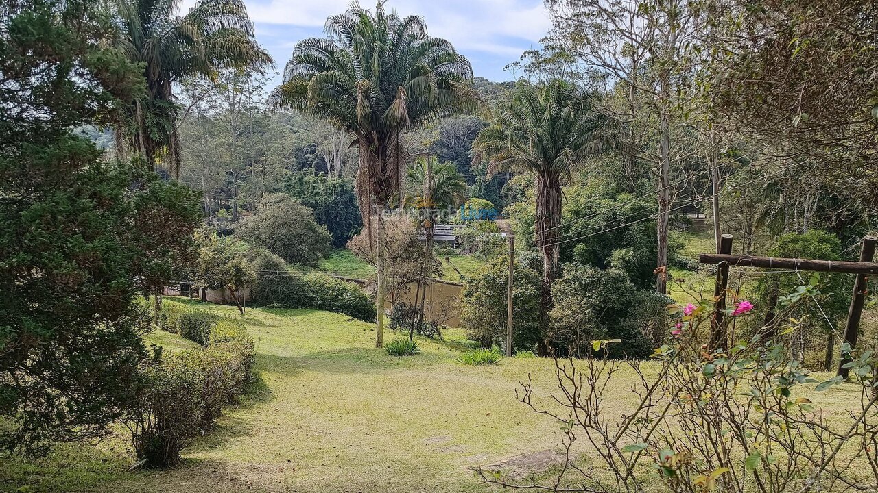 Casa para aluguel de temporada em Juquitiba (Jacuba)