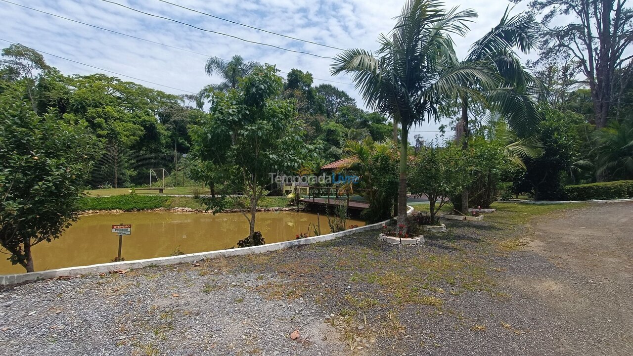 Casa para aluguel de temporada em São Lourenço da Serra (Paiol do Meio)