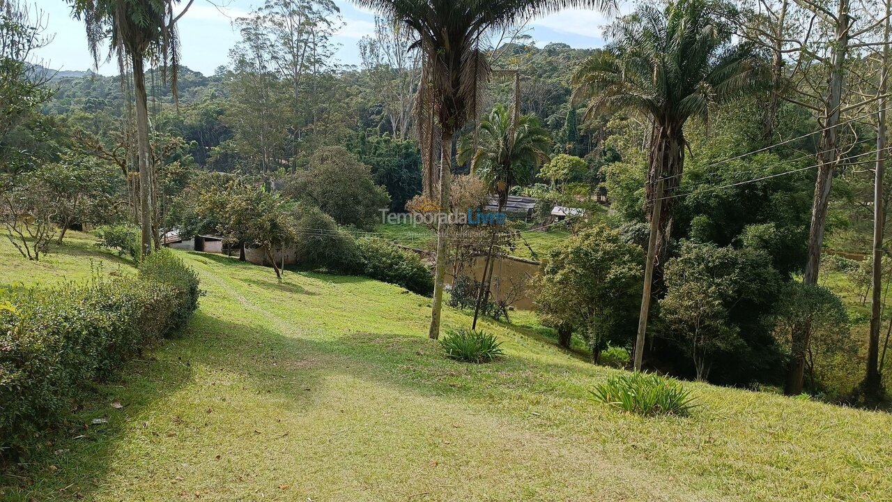 Casa para aluguel de temporada em Juquitiba (Jacuba)