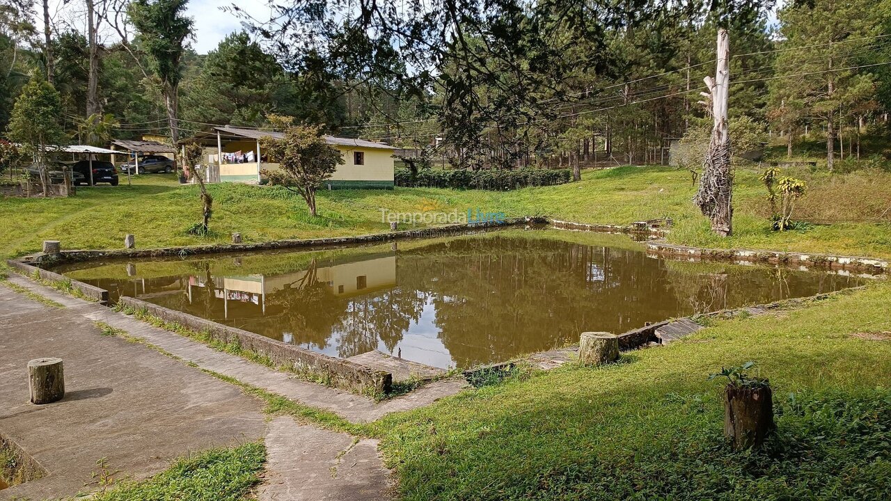 Casa para aluguel de temporada em Juquitiba (Jacuba)