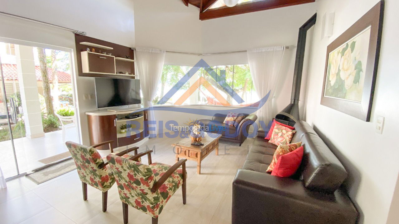 Casa para alquiler de vacaciones em Florianópolis (Jurere Tradicional)