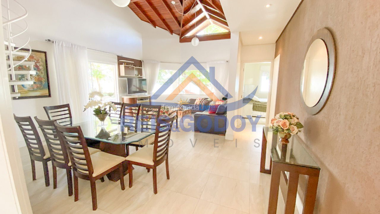 Casa para alquiler de vacaciones em Florianópolis (Jurere Tradicional)