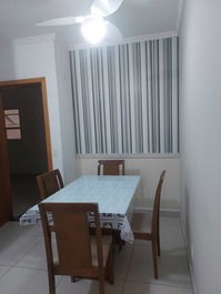 Apartment in Praia das Toninhas very close to the sea