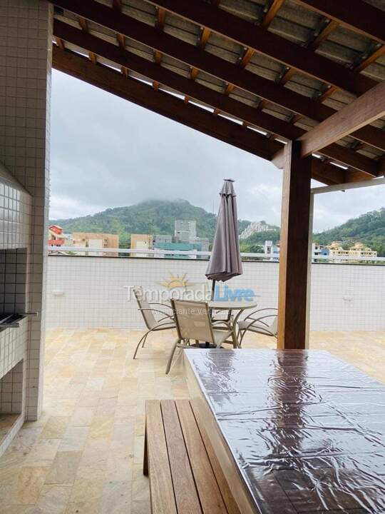 Apartment for vacation rental in Ubatuba (Praia das Toninhas)