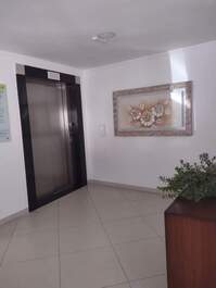 Apartment in Praia das Toninhas very close to the sea