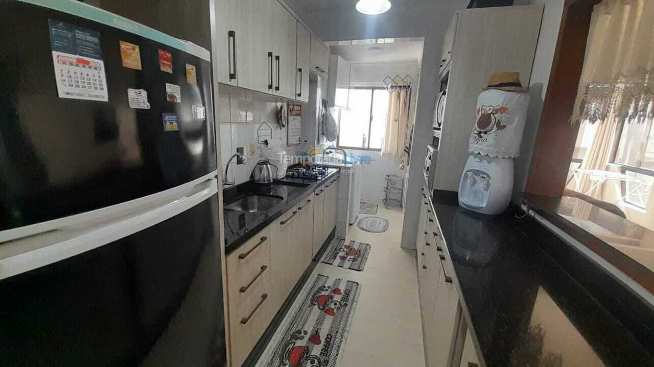 Apartamento para aluguel de temporada em Itapema (Meia Praia)