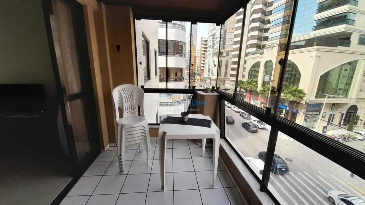 Apartamento para alquiler de vacaciones em Itapema (Meia Praia)